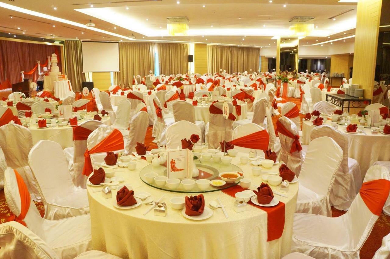 Hotel Sabah Oriental 4*
